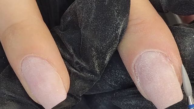 РАЗБИРАЮ СВОИ ОШИБКИ/ЗЕЛЕНЬ НА НОГТЯХ/МОДНЫЙ МАНИКЮР 2020/ТРАВМИРОВАНЫЕ НОГТИ. Fashion Manicure 202