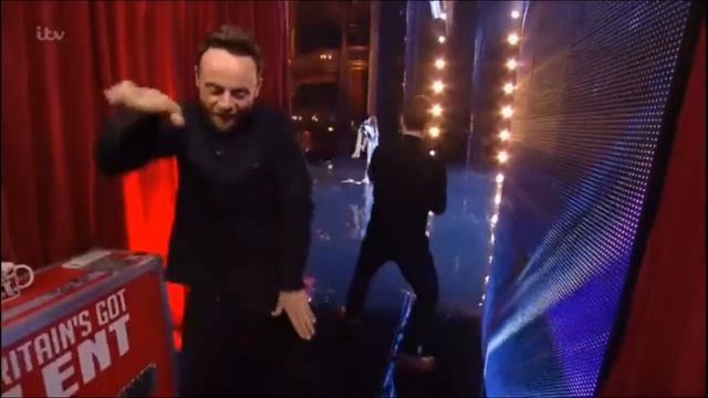 Русская покорила иностранцев на талант шоу смотреть онлайн