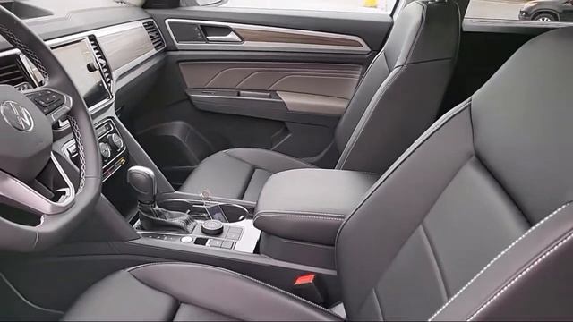 2023 Volkswagen Atlas 2.0T SEL 4MOTION Frederick смотреть онлайн