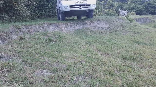 Safari 510 на Kia Bongo 3. офроуд . Часть1 смотреть онлайн