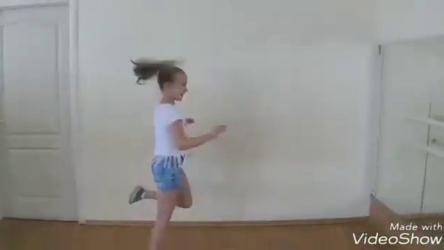 КАК ОДЕТЬСЯ НА ДИСКОТЕКУ? смотреть онлайн