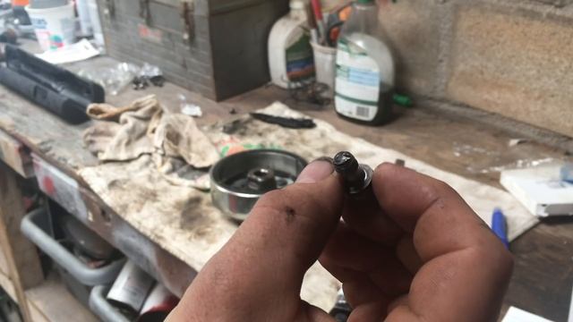 Starter Stuck Engaged - How To Replace The Starter Clutch On A Motorcycle - Yamaha Virago Xv535