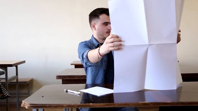 1 КУРС VS 5 КУРС смотреть онлайн