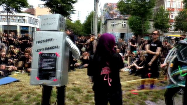 Synth Robots Dance Invasion 2022 смотреть онлайн