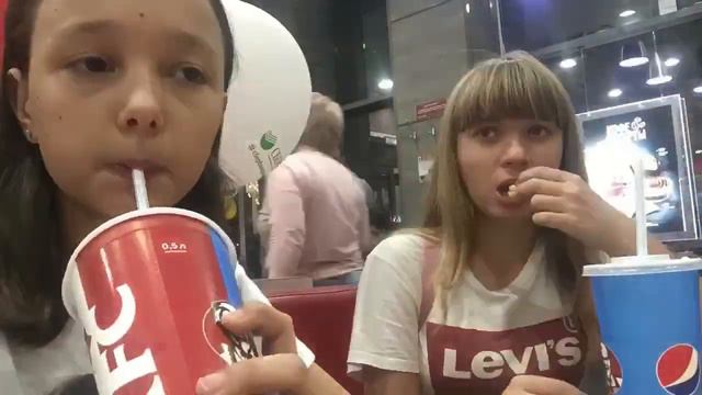 VLOG/225 ЛЕТ ГОРОДУ/ПРИЕХАЛО СЕРЕБРО?! смотреть онлайн