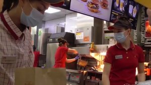 Дикие масочники от голодания кислорода посылают матом