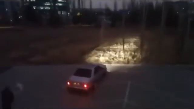 Mercedes W124 AMG смотреть онлайн