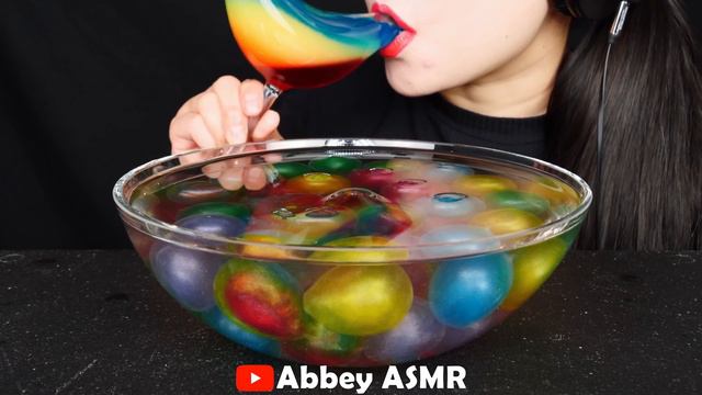 ASMR RAINBOW GLITTER EDIBLE WATER BOTTLES DRINKING SOUNDS 신기한 물 먹방, BIRG GLASS, EATING SOUNDS Abbey смотреть онлайн