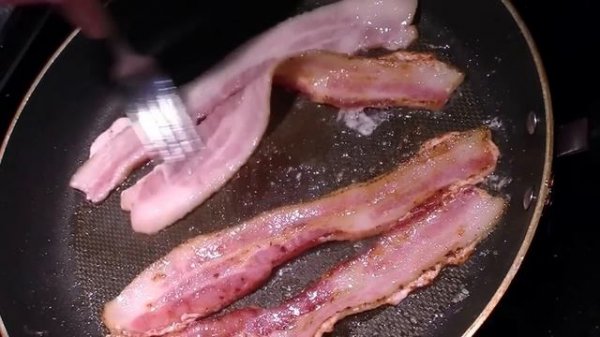How to Fry Bacon