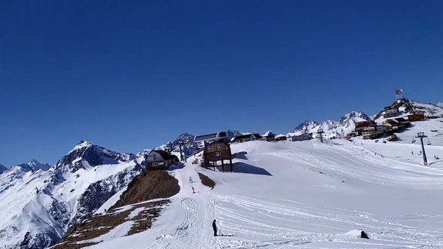 Домбай март 2020