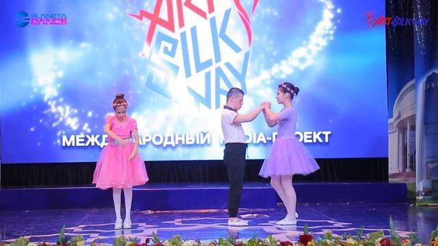 475 Интегрированная студия "Лотос" /Вдохновение/ 16-20 лет /Современная хореография смотреть онлайн