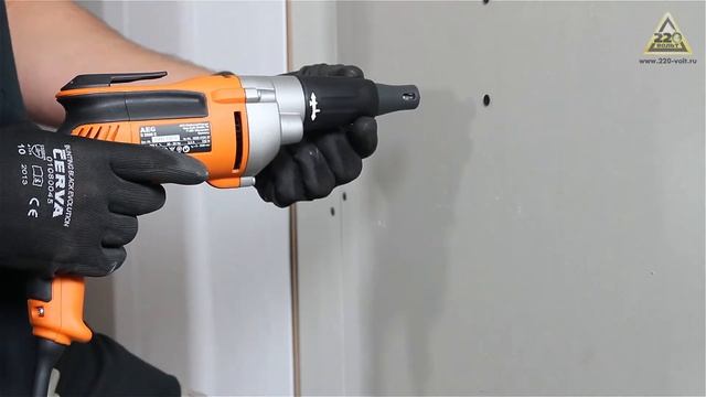 Обзор Дрель-шуруповерт AEG S 2500 E смотреть онлайн