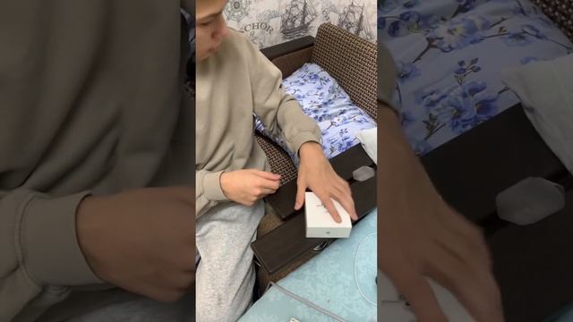 Обзор на аэрподс про смотреть онлайн