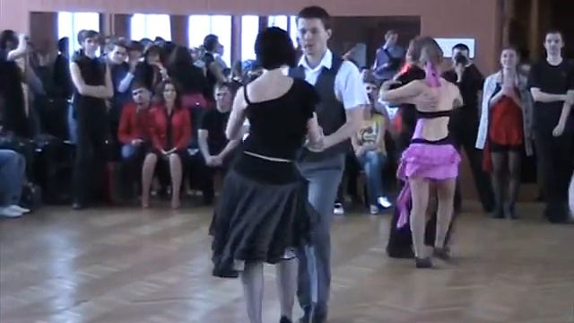 Зимний Кубок СПб по хастлу 2011. Е класс смотреть онлайн