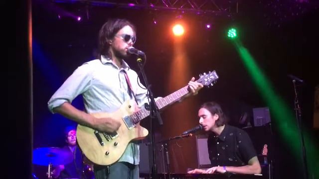 (Sandy) Alex G - Thorns (8/12/2018) смотреть онлайн