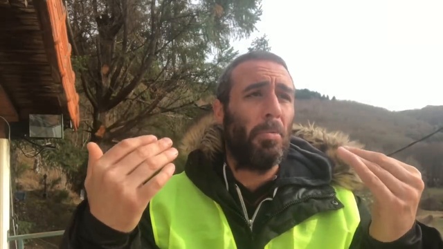 Gilets jaunes, l’organisation du mouvement смотреть онлайн