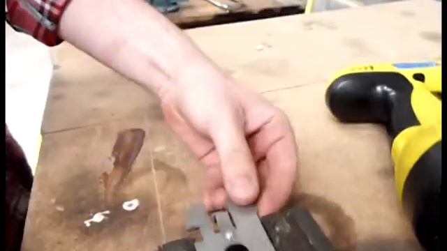 SRS Lock Build смотреть онлайн