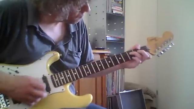 Little Wing played with left hand Fender Stratocaster. смотреть онлайн