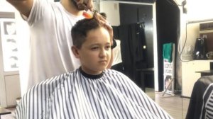 Самая ЛЕГКАЯ стрижка для мальчика.