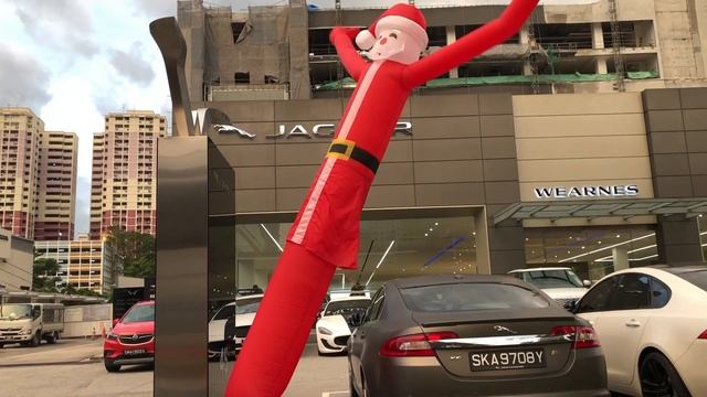 Santa Air Dancer Singapore | Carnival Wiz смотреть онлайн
