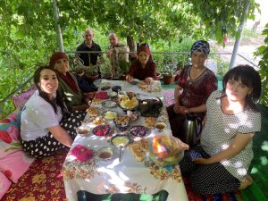 Сразу на трёх границах!  Uzbekistan Kazakhstan Kyrgyzstan. Кишлак Испай. Орум.