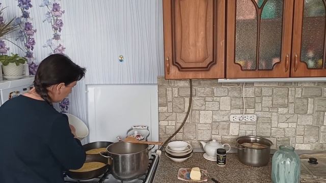 30 ЯИЦ НА ЗАВТРАК, 10 КГ МЯСА НА ОБЕД. БУДНИ МНОГОДЕТНОЙ МАМЫ С 11 ДЕТЬМИ И БОЛЬШИМ ХОЗЯЙСТВОМ! смотреть онлайн