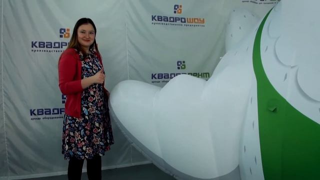 Рекламная надувная фигура Курица "Троекурово" смотреть онлайн