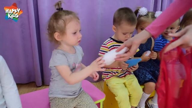 День рождения в английском детском саду Happy Kids смотреть онлайн