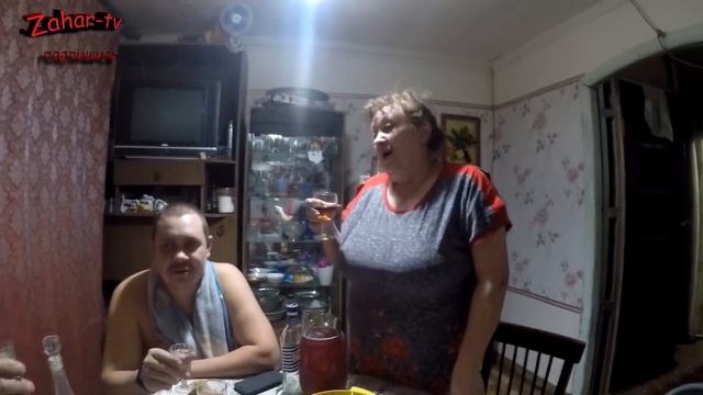 В гостях у Родителей. Заливаем горку смотреть онлайн