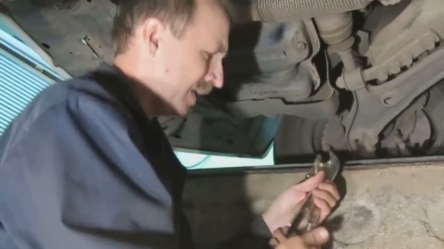 ВИБРАЦИЯ ПРИ РАЗГОНЕ. КАК ПРОВЕРИТЬ ШРУС. #ремонтавто 