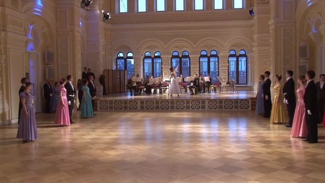 Вальс из оперетты "Летучая мышь" смотреть онлайн