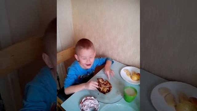 Подарок на 8 марта блинчики с сердцем смотреть онлайн