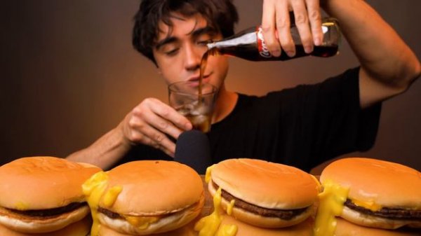 ASMR Eating EXTRA CHEESE SAUCE on BURGERS from MCDONALDS CHALLENGE 버거 먹방 | McBang ASMR