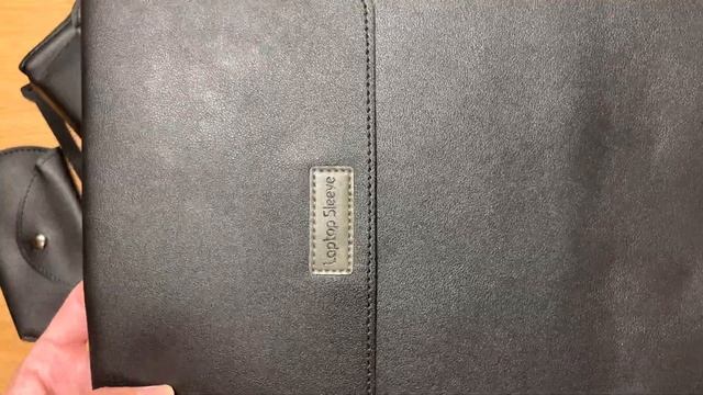 Multifunctional Laptop Sleeve with pen holder, cable pouch, and mouse pouch смотреть онлайн