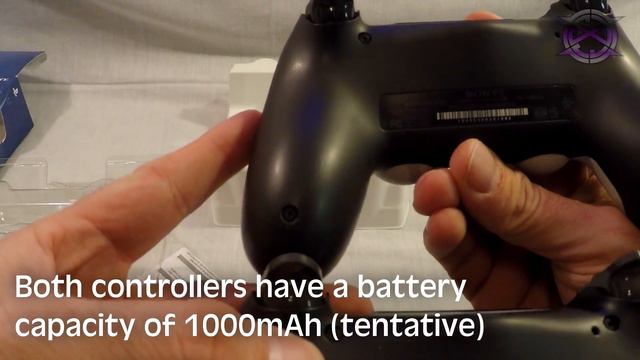 Unboxing New PS4 Controller vs Old PS4 Controller (Dualshock 4 Comparison) смотреть онлайн