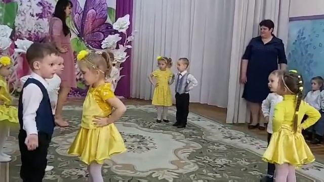Младшая группа "Малыш", утренник на 8 Марта (04.03.2021) смотреть онлайн