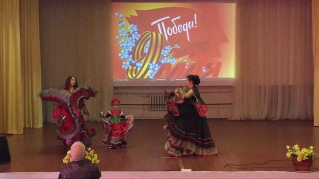 ЦЫГАНОЧКА смотреть онлайн