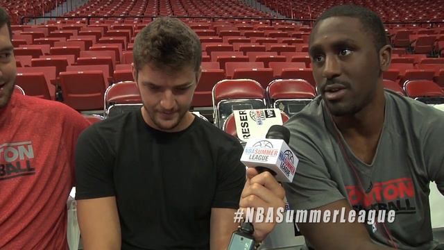 Chandler Parsons interviews Rockets teammates Josh Harrellson and Patrick Patterson смотреть онлайн