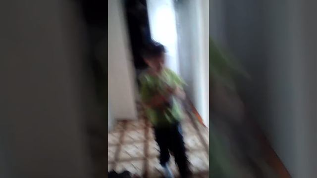 Брат ноет смотреть онлайн