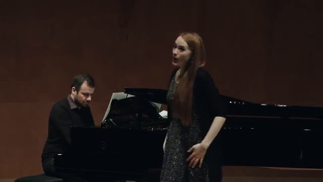 Je suis encore toute étourdie - Juliette Allen смотреть онлайн