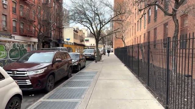 SoHo, New York City March 2023 смотреть онлайн