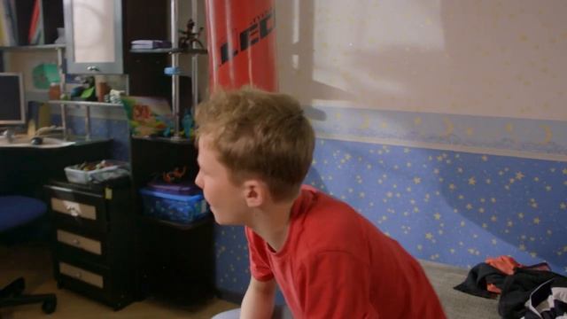 10 вопросов о детском телефоне доверия Серия 8 смотреть онлайн