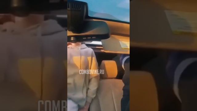 Скачать видео можно в Telegram:ComBo_Vine1888 смотреть онлайн