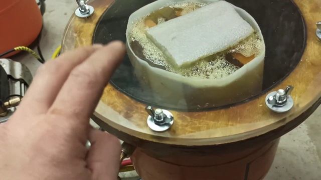 Вакуумная камера, стабилизация древесины, дегазация. смотреть онлайн