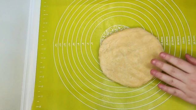 Идеальный пирог из песочного теста с творогом смотреть онлайн