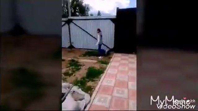 Игра пол это лава!!!