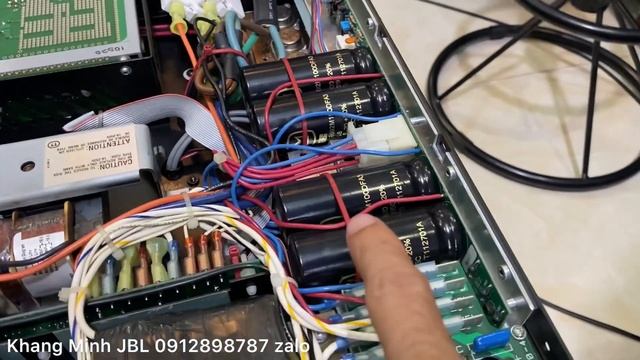 Bác Duy Càu Mau - khi CROWN 3600VZ cực đẹp gõ cập SRX 712M ? смотреть онлайн