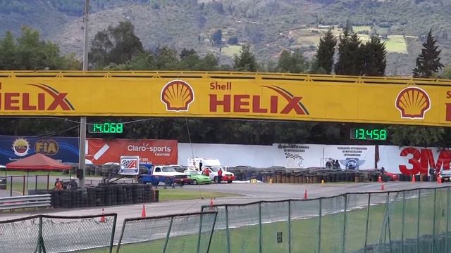 Mazda 626 GLX turbo vs Volkswagen Golf VR6 turbo - Tocancipá Julio 18/2015 смотреть онлайн