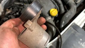 Рено Сандеро 2 РЕМІНЬ ГЕНЕРАТОРА І НАТЯГУВАЧ ЗАМІНА! Sandero 2 STEPWAY alternator belt replace.