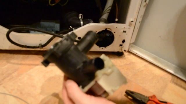 Замена помпы стиральной машины БОШ/ Bosch смотреть онлайн